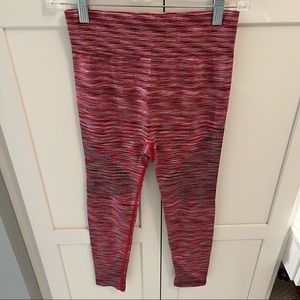 Aerie athletic leggings, red/pink striped, design on thigh, size small
